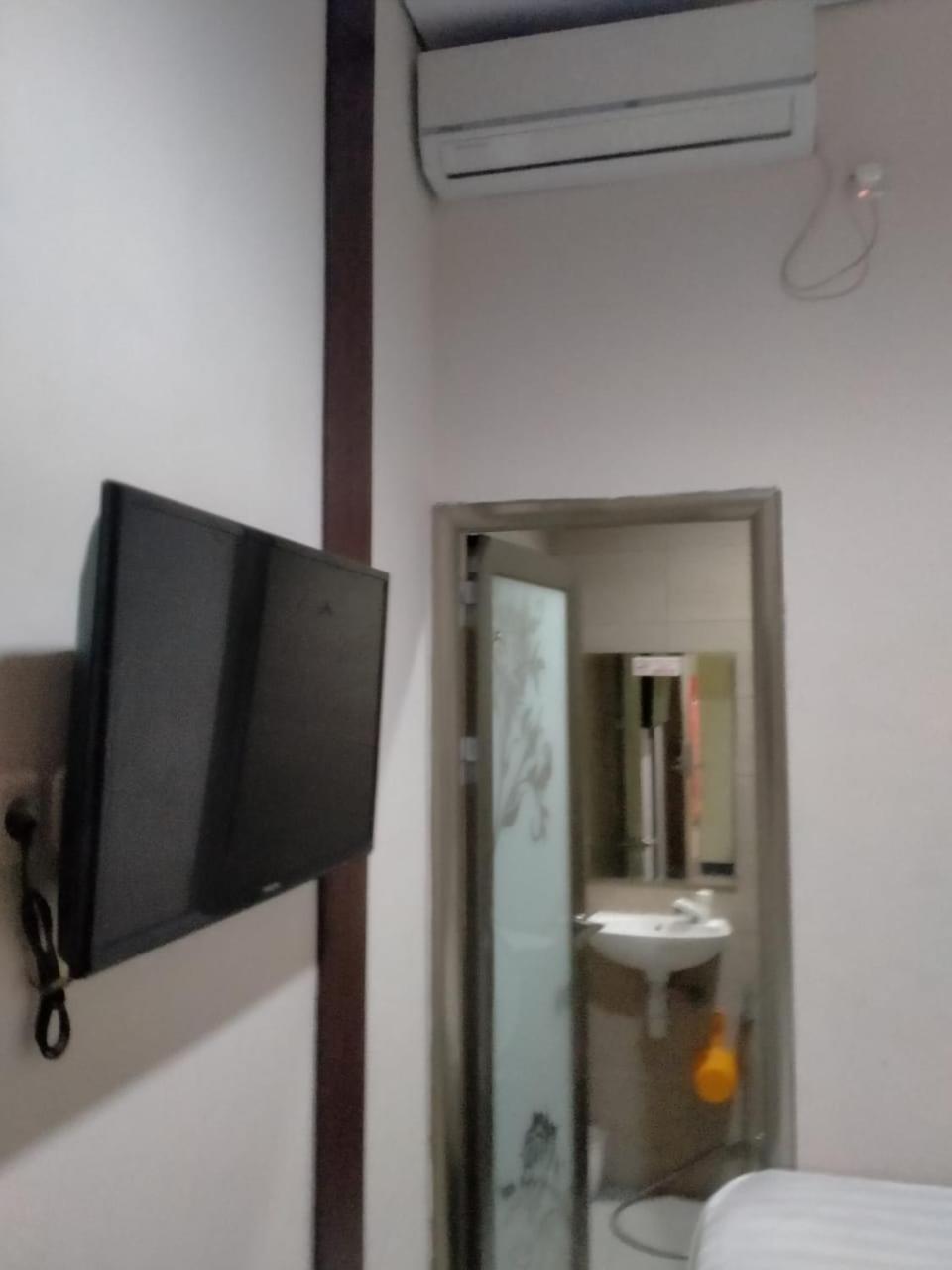 Dekost Madiun Exterior foto